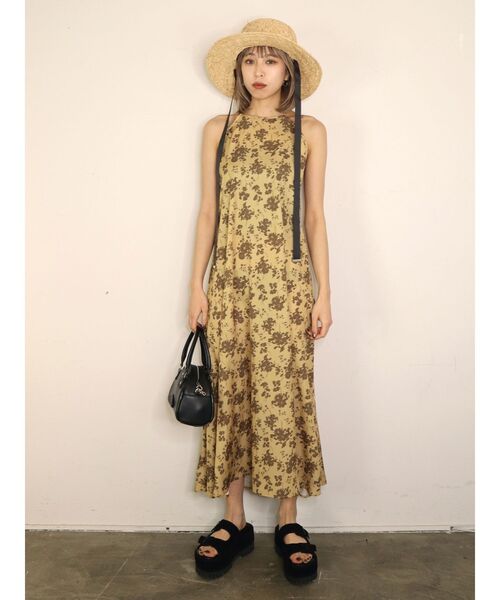 EMODA（エモダ）の「デザインストラップワンピース（ワンピース・レディース・ブラック/その他/ブルー・FREE）」の9枚目の写真