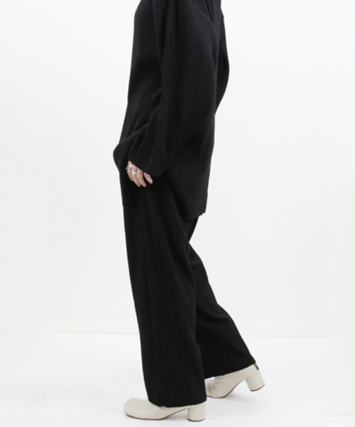 STYLEBLOCK（スタイルブロック）の「カットツイルミニプリーツストレートパンツ（その他パンツ・レディース・ブルー/アイボリー/ブラック・M）」の6枚目の写真