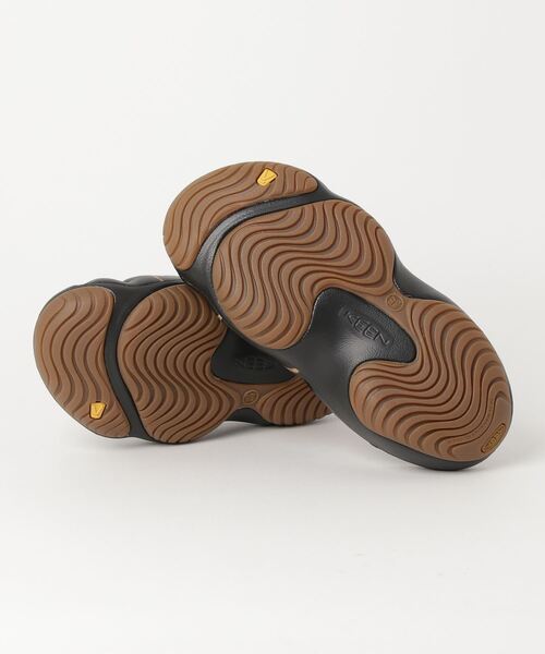 KEEN(キーン)の「YOGUI ARTS / ヨギ アーツ / メンズ サンダル(サンダル・メンズ・ブラック系その他・26cm/27cm/28cm/29cm/25cm)」の3枚目の写真