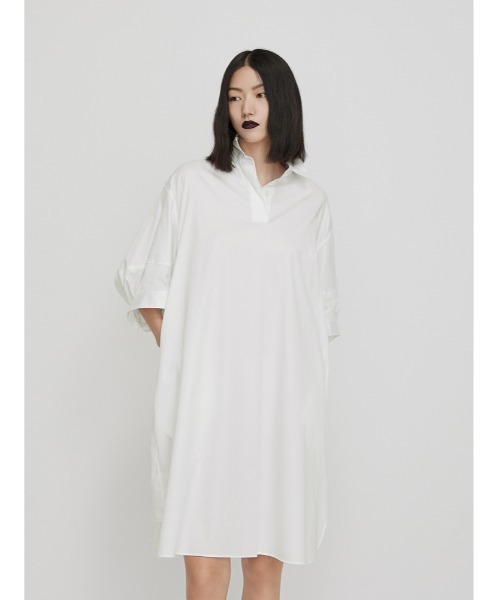 JNBY（ジェーエヌビーワイ）の「Minimalist Stretch-cotton Shirt Dress（シャツワンピース・レディース・ブラック/ホワイト/グリーン・36/34/38）」の2枚目の写真