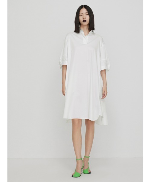 JNBY（ジェーエヌビーワイ）の「Minimalist Stretch-cotton Shirt Dress（シャツワンピース・レディース・ブラック/ホワイト/グリーン・36/34/38）」の22枚目の写真
