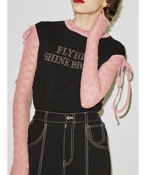 jouetie（ジュエティ）の「スタッズロゴショルダーリボン Tシャツ（Tシャツ/カットソー・レディース・ブラック/レッド/オフホワイト・MEDIUM）」の2枚目の写真