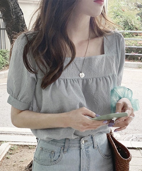 gossip!ロサンゼルス(ゴシップロサンゼルス)の「YUGA スクエアカラー シャツ(Tシャツ/カットソー・レディース・ライトグリーン/ブラック・FREE)」の7枚目の写真