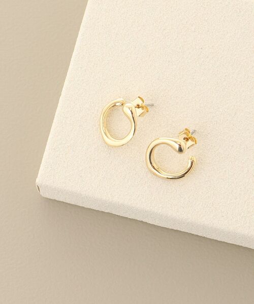 MAJESTIC LEGON（マジェスティックレゴン）の「アンニュイポイントピアス（ピアス（両耳用）・レディース・シルバー/B/A・FREE）」の13枚目の写真