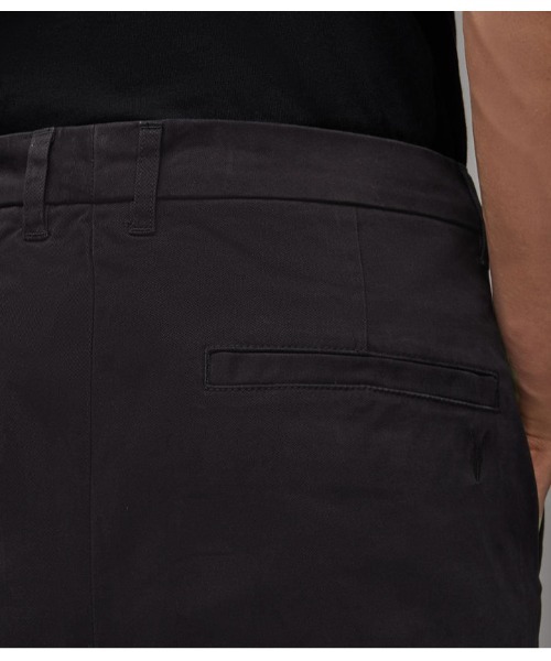 ALLSAINTS（オールセインツ）の「WALDE SKINNY CHINO TROUSERS | WALDE スキニー チノ トラウザー（チノパンツ・メンズ・ブラック系その他・32/30/31/28）」の5枚目の写真