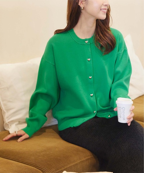 titivate(ティティベイト)の「ハート釦カーディガン(カーディガン/ボレロ・レディース・ブルー/ライトベージュ/ブラック/グリーン・M/S)」の9枚目の写真