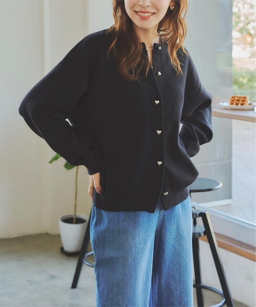 titivate(ティティベイト)の「ハート釦カーディガン(カーディガン/ボレロ・レディース・ブルー/ライトベージュ/ブラック/グリーン・M/S)」の21枚目の写真