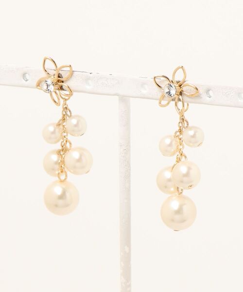 Dorry Doll(ドリードール)の「フラワーモチーフパールピアス(ピアス(両耳用)・レディース・ゴールド/シルバー・FREE)」の12枚目の写真