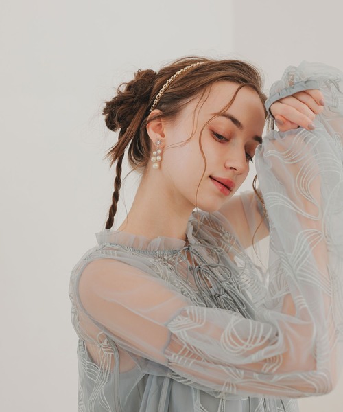 Dorry Doll(ドリードール)の「フラワーモチーフパールピアス(ピアス(両耳用)・レディース・ゴールド/シルバー・FREE)」の13枚目の写真