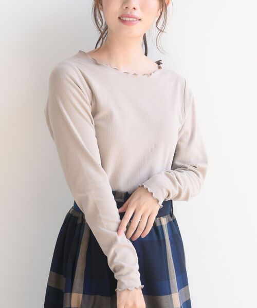 rps(アールピーエス)の「起毛リブメロークルーネックカットソー(Tシャツ/カットソー・レディース・グレイッシュベージュ/グレイッシュブルー/アイボリー/ブラック・フリー)」の3枚目の写真