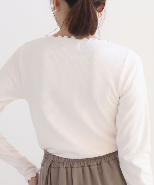 rps(アールピーエス)の「起毛リブメロークルーネックカットソー(Tシャツ/カットソー・レディース・グレイッシュベージュ/グレイッシュブルー/アイボリー/ブラック・フリー)」の11枚目の写真