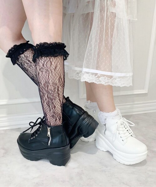 cs T&P（シーエスティーアンドピー）の「厚底サイドジップスニーカー（スニーカー・レディース・ブラック/ホワイト/ブラック系8/ホワイト系9・S/M/L/LL）」の6枚目の写真