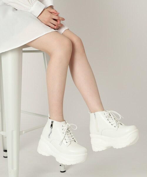 cs T&P（シーエスティーアンドピー）の「厚底サイドジップスニーカー（スニーカー・レディース・ブラック/ホワイト/ブラック系8/ホワイト系9・S/M/L/LL）」の22枚目の写真