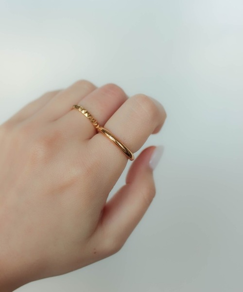 ebine(エビネ)の「金属アレルギー対応/Tube Ring / 3mm(太)/ サージカルステンレス/リング(リング・レディース・シルバー/ゴールド・9号/11号/13号/16号)」の3枚目の写真