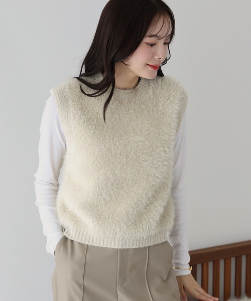 BLUEEAST（ブルーイースト）の「【ロングシーズン活躍】シャギーニットベスト（ベスト・レディース・アイボリー/ブラウン/チャコールグレー/ベージュ/ブラック・MEDIUM）」の5枚目の写真