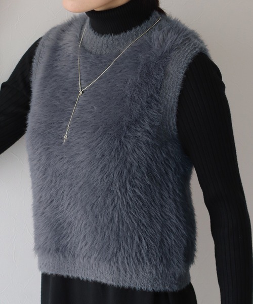 BLUEEAST（ブルーイースト）の「【ロングシーズン活躍】シャギーニットベスト（ベスト・レディース・アイボリー/ブラウン/チャコールグレー/ベージュ/ブラック・MEDIUM）」の10枚目の写真