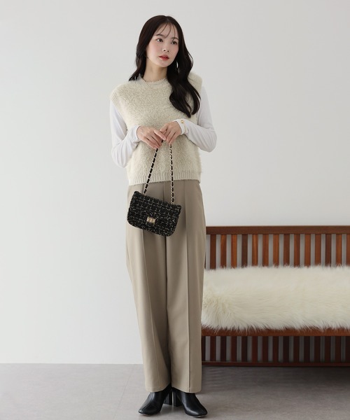 BLUEEAST（ブルーイースト）の「【ロングシーズン活躍】シャギーニットベスト（ベスト・レディース・アイボリー/ブラウン/チャコールグレー/ベージュ/ブラック・MEDIUM）」の22枚目の写真