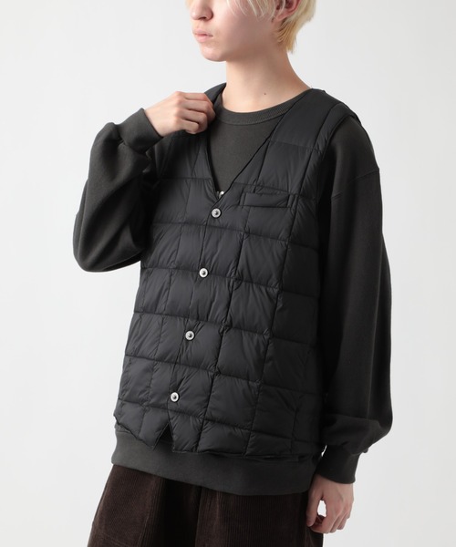 TAION(タイオン)の「【TAION】TAION-003 V NECK BUTTON DOWN GILET(ベスト・メンズ・ブラック/ダークネイビー/ダークブラウン/ダークグレー・XL/M/L/S)」の13枚目の写真