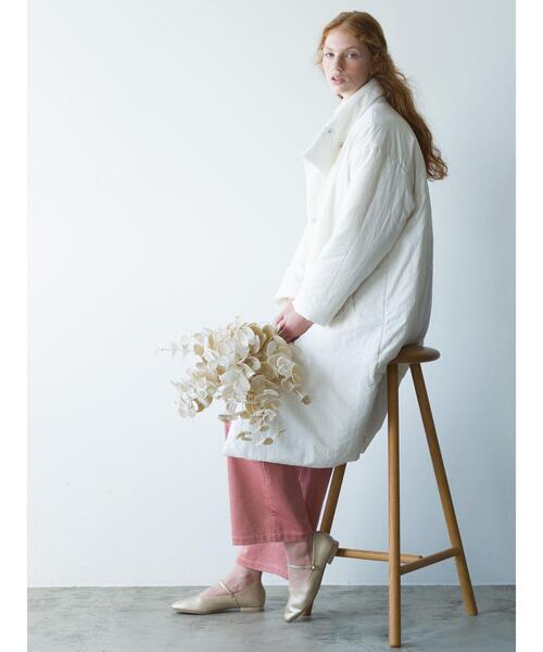 Lugnoncure(ルノンキュール)の「パディングスタンドカラーコート(その他アウター・レディース・カーキ/オフホワイト/ブラック・F)」の5枚目の写真