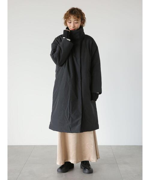 Lugnoncure(ルノンキュール)の「パディングスタンドカラーコート(その他アウター・レディース・カーキ/オフホワイト/ブラック・F)」の7枚目の写真