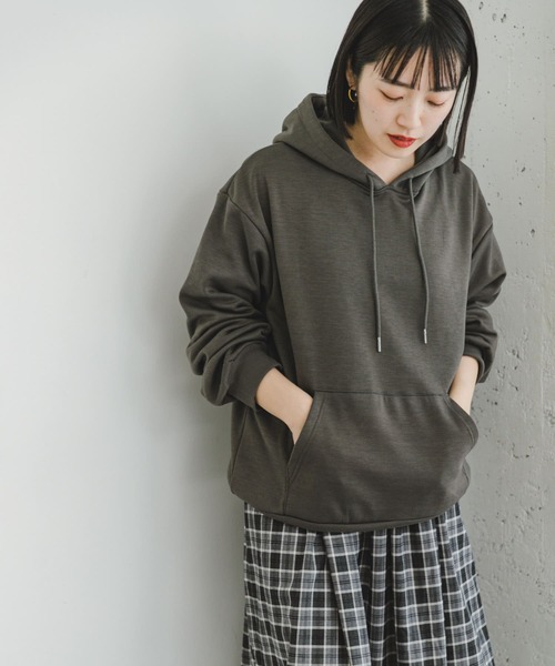 ITEMS URBANRESEARCH（アイテムズ アーバンリサーチ）の「ウラキモウフーディー（パーカー・レディース・カーキ/チャコールグレー/ホワイト・FREE）」の3枚目の写真
