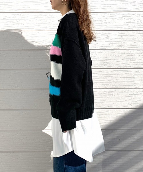 Q（キュー）の「4色ニュアンスカラーニット（ニット/セーター・レディース・ブラック/ホワイト・MEDIUM）」の4枚目の写真