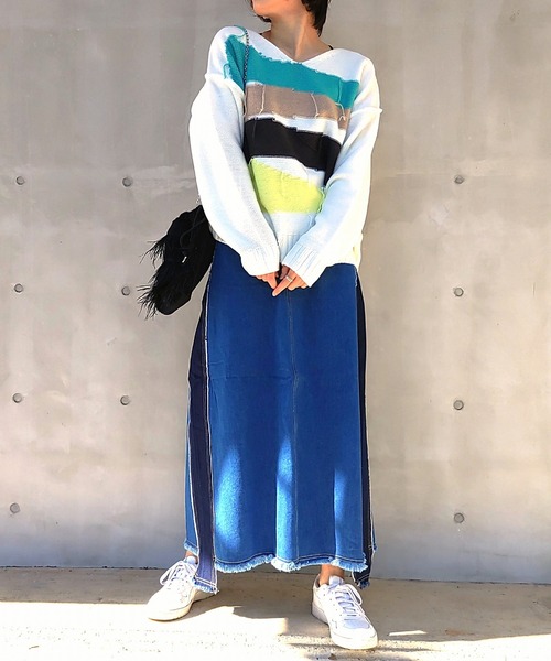 Q（キュー）の「4色ニュアンスカラーニット（ニット/セーター・レディース・ブラック/ホワイト・MEDIUM）」の13枚目の写真