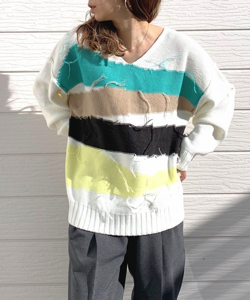 Q（キュー）の「4色ニュアンスカラーニット（ニット/セーター・レディース・ブラック/ホワイト・MEDIUM）」の14枚目の写真