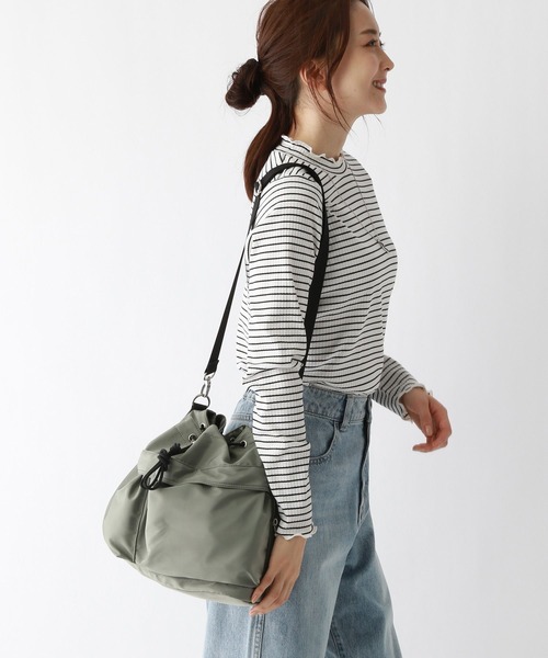 GLOBAL WORK（グローバルワーク）の「撥水軽量2WAYBAG/991802（ショルダーバッグ・レディース・ブラック/ベージュ/カーキ・FREE）」の21枚目の写真