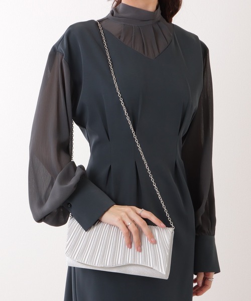 Lace Ladies(レースレディース)の「ウエーブ フラップ スクエア パーティー バッグ(クラッチバッグ・レディース・アイボリー/グレー/ブラック・FREE)」の18枚目の写真