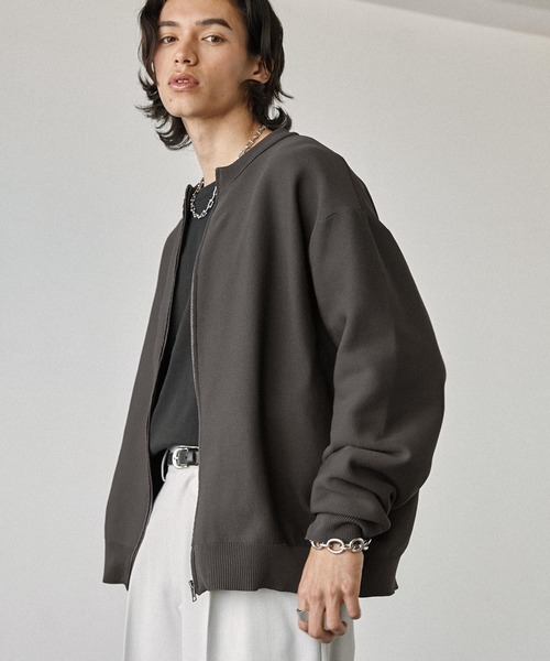 EMMA CLOTHES(エマクローズ)の「ガーターニット ノーカラージップカーディガン(カーディガン/ボレロ・メンズ・ダークグレー/ネイビー/ブラック/モカ・L/M)」の2枚目の写真