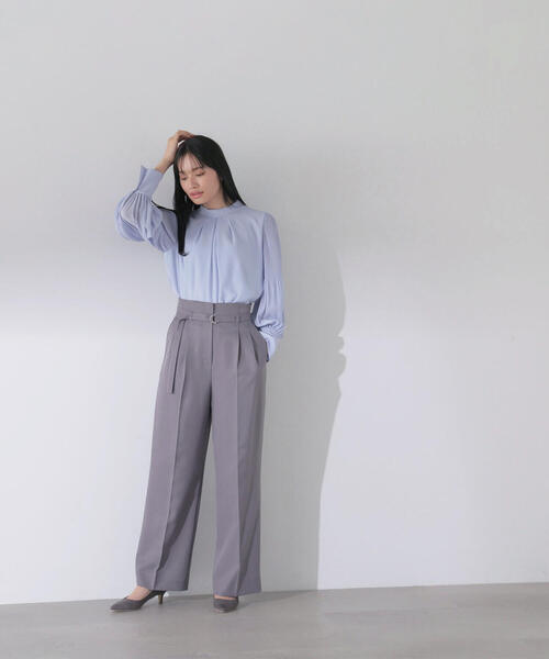 NATURAL BEAUTY BASIC（ナチュラルビューティーベーシック）の「◇＜パウダリーツイルシリーズ＞タックワイドパンツ（その他パンツ・レディース・ベージュ/グレー/オフホワイト・SMALL/MEDIUM）」の11枚目の写真