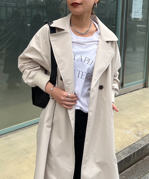 un dix cors（アンディコール）の「エステルニット切替コート（トレンチコート・レディース・ネイビー/グレイッシュベージュ・FREE）」の10枚目の写真