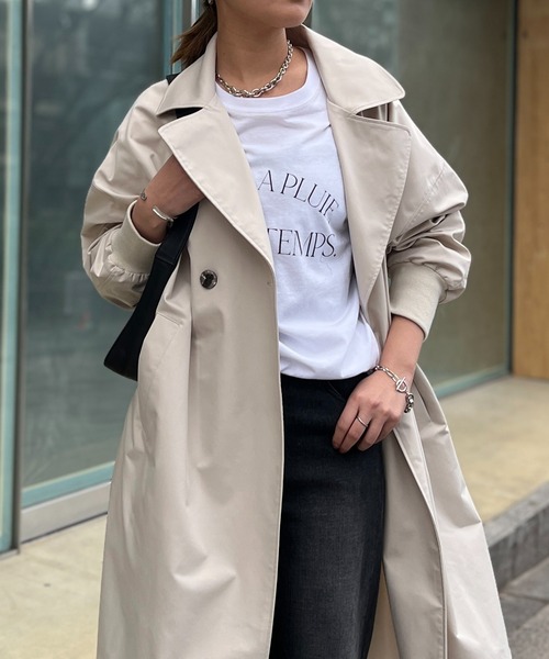 un dix cors（アンディコール）の「エステルニット切替コート（トレンチコート・レディース・ネイビー/グレイッシュベージュ・FREE）」の8枚目の写真