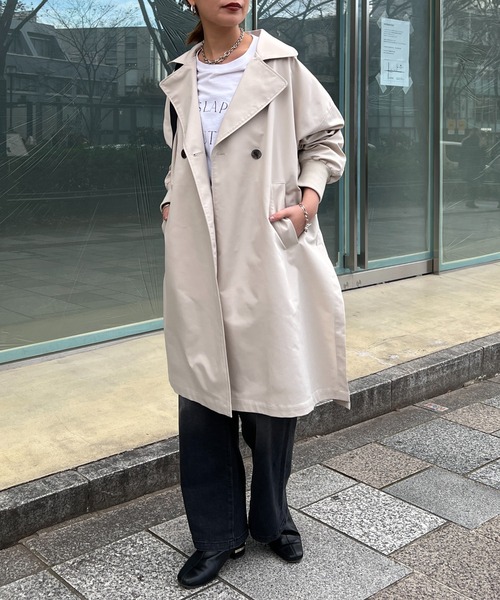 un dix cors（アンディコール）の「エステルニット切替コート（トレンチコート・レディース・ネイビー/グレイッシュベージュ・FREE）」の16枚目の写真