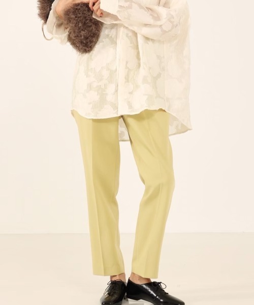 abahouse mavie(アバハウスマヴィ)の「NEW!【感嘆/セットアップ対応】スッキリテーパードパンツ/セミオケ(スラックス・レディース・ライム/ブラック/オフホワイト/ブラック系その他/ホワイト系その他/イエロー/グレイッシュブルー・32/34/36/38/40)」の16枚目の写真