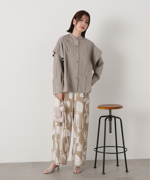 N.（N. Natural Beauty Basic）（エヌエヌナチュラルビューティーベーシック）の「◆ショルダータックブラウス（シャツ/ブラウス・レディース・イエロー/パープル/グレイッシュベージュ・MEDIUM）」の6枚目の写真