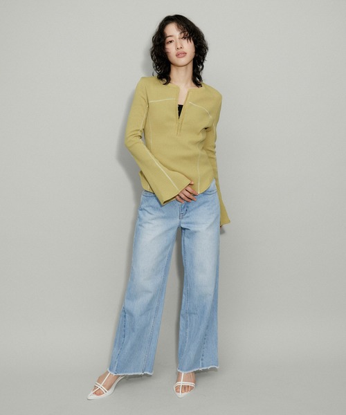 ADAM ET ROPE'(アダムエロペ)の「【WEB限定】フレアスリーブフロントホックロンT(Tシャツ/カットソー・レディース・ブラック/オフホワイト/オリーブ・FREE)」の10枚目の写真