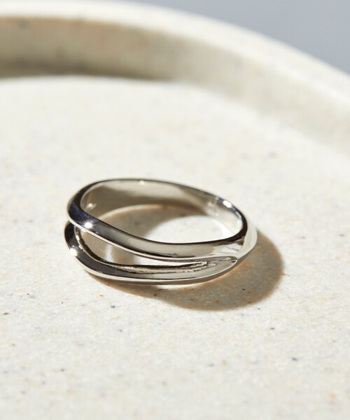 tk.TAKEO KIKUCHI(ティーケータケオキクチ)の「◆スキマリング(リング・メンズ・シルバー系/シルバー・13/17)」の1枚目の写真
