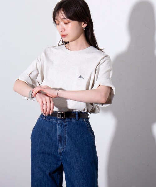 KELTY(ケルティ)の「【限定展開】【KELTY×GLOSTER】別注 バックタイポロゴプリントTシャツ ワンポイントワッペン(Tシャツ/カットソー・メンズ・ホワイト/アッシュグレー/ブラック/グレイッシュベージュ・S/M/L)」の21枚目の写真