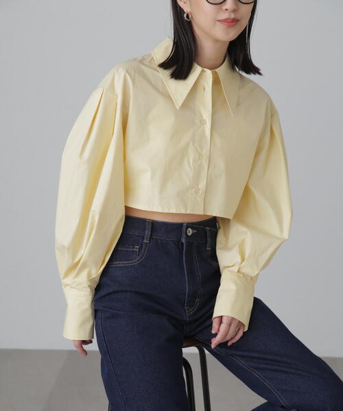 FREE'S MART（フリーズマート）の「ショート丈タックボリュームスリーブシャツ（シャツ/ブラウス・レディース・ブルー/ホワイト/イエロー・FREE）」の5枚目の写真