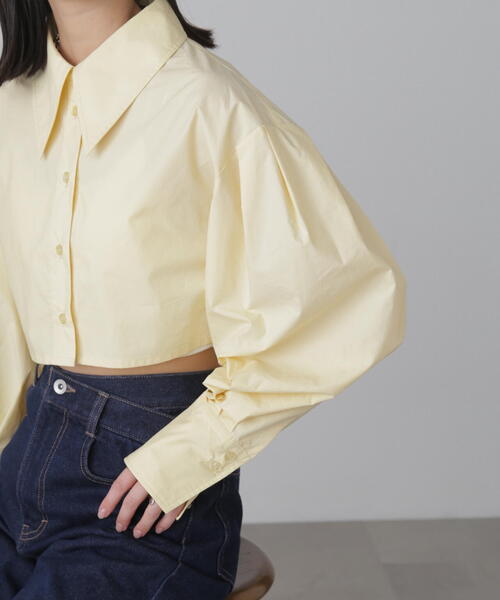 FREE'S MART（フリーズマート）の「ショート丈タックボリュームスリーブシャツ（シャツ/ブラウス・レディース・ブルー/ホワイト/イエロー・FREE）」の11枚目の写真