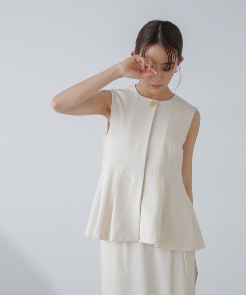NANO universe（ナノユニバース）の「多機能素材ペプラムジレ(セットアップ可）（ベスト・レディース・アイボリー/ライトブルー/ネイビー・FREE）」の5枚目の写真