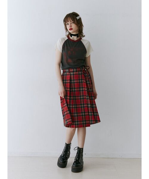 jouetie（ジュエティ）の「ラグランフィットTシャツ（Tシャツ/カットソー・レディース・ブラック/イエロー/アイボリー・MEDIUM）」の17枚目の写真