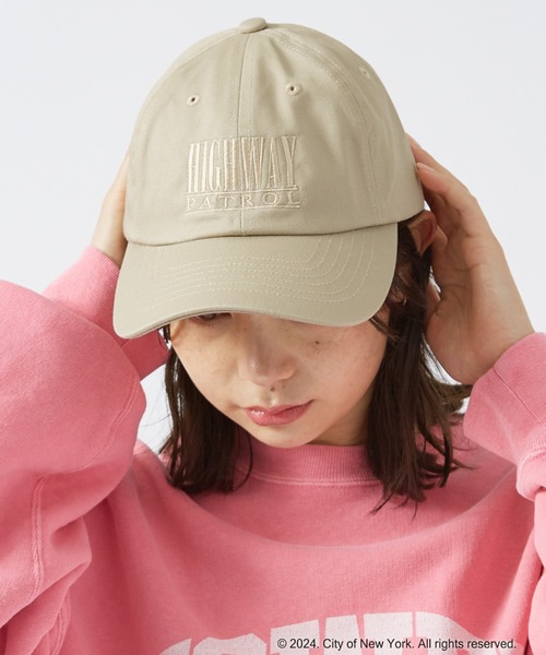 GOOD ROCK SPEED(グッドロックスピード)の「【GOOD ROCK SPEED/グッドロックスピード】NYC ロゴ刺繍キャップ/ ベースボールキャップ(キャップ・レディース・ネイビー/ベージュ・フリー)」の1枚目の写真