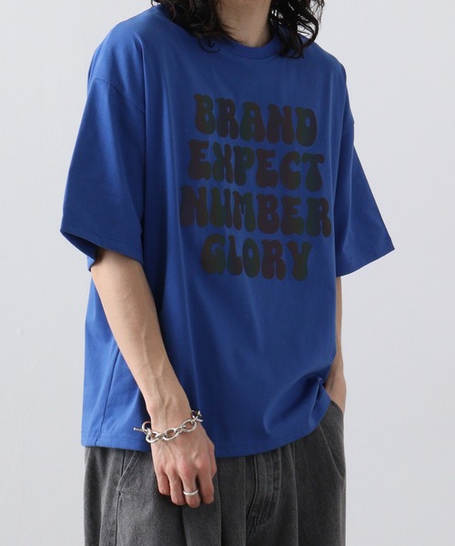FUNALIVE(ファンアライブ)の「ワイド 半袖 反射 プリント Tシャツ(Tシャツ/カットソー・メンズ・オフホワイト/ブルー/ブラック・L/LL/M)」の3枚目の写真