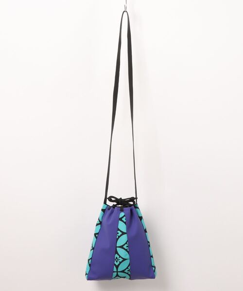 カヤ（カヤ）の「【カヤ】小紋八掛巾着ショルダーバッグ（ショルダーバッグ・レディース・パープル/ブルー/ブラック×ピンク・FREE）」の8枚目の写真