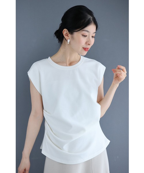 cawaii(カワイイ)の「アシンメトリーなドレープタックのカットソートップス(Tシャツ/カットソー・レディース・ネイビー/ホワイト/ベージュ・FREE)」の19枚目の写真