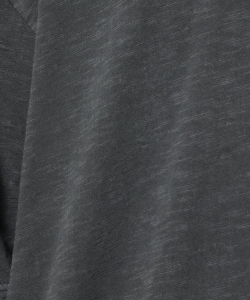 niko and...(ニコアンド)の「【NATOKii(ネイトゥーキー)】スラブダメージT(Tシャツ/カットソー・メンズ・ベージュ/スモーク・MEDIUM/LARGE)」の14枚目の写真