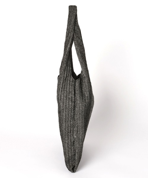 Elura（エルーラ）の「シャイニートートバッグ/113617（トートバッグ・レディース・シルバー/ブラック・ONE SIZE）」の17枚目の写真